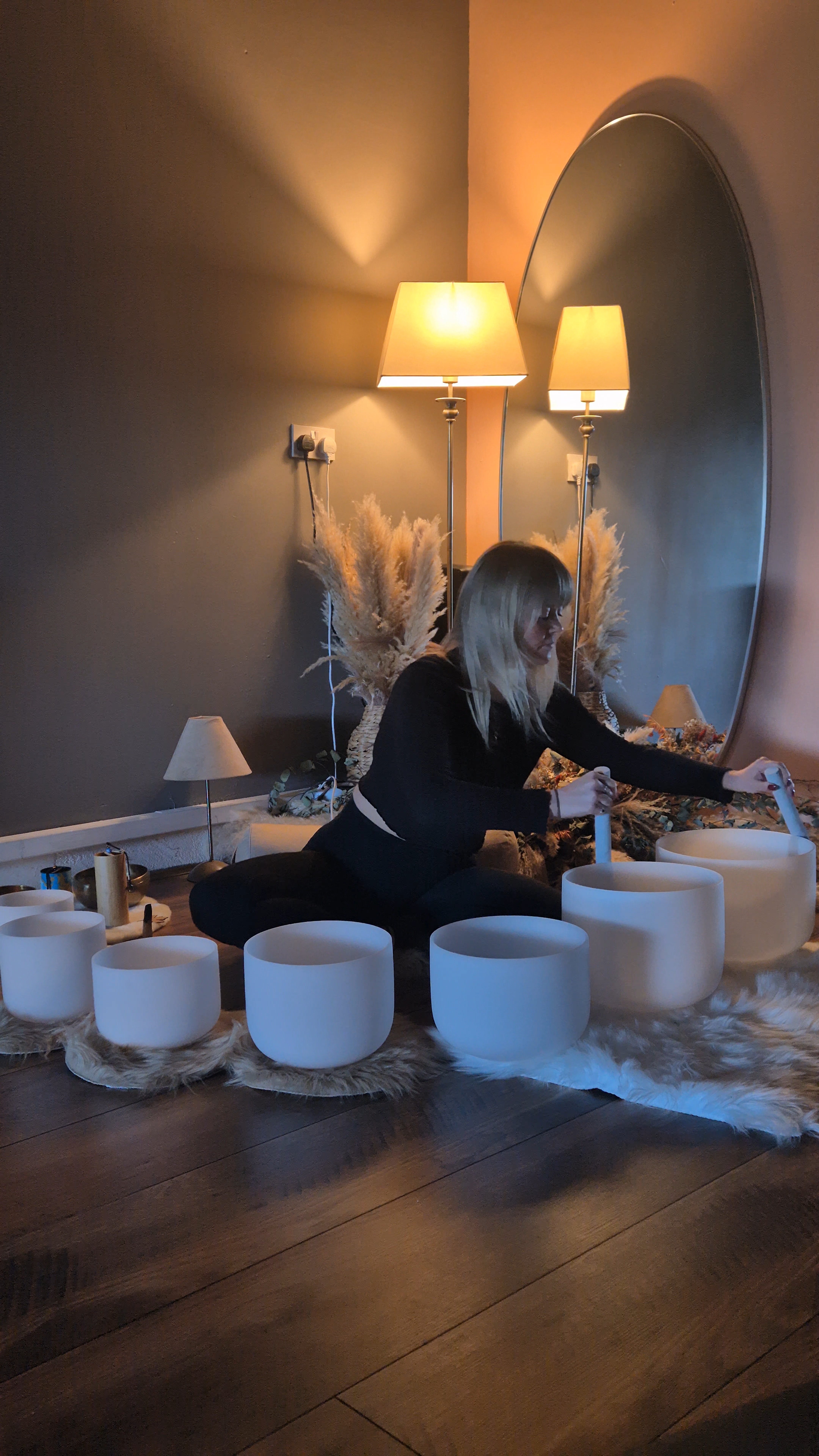 MOON & LOTUS STUDIO DUNHILL